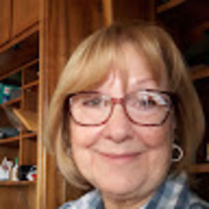 Meet your Posher, Carol